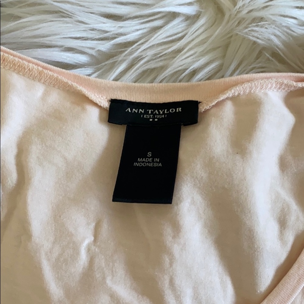 Ann Taylor Pink tank top - Picture 3 of 5